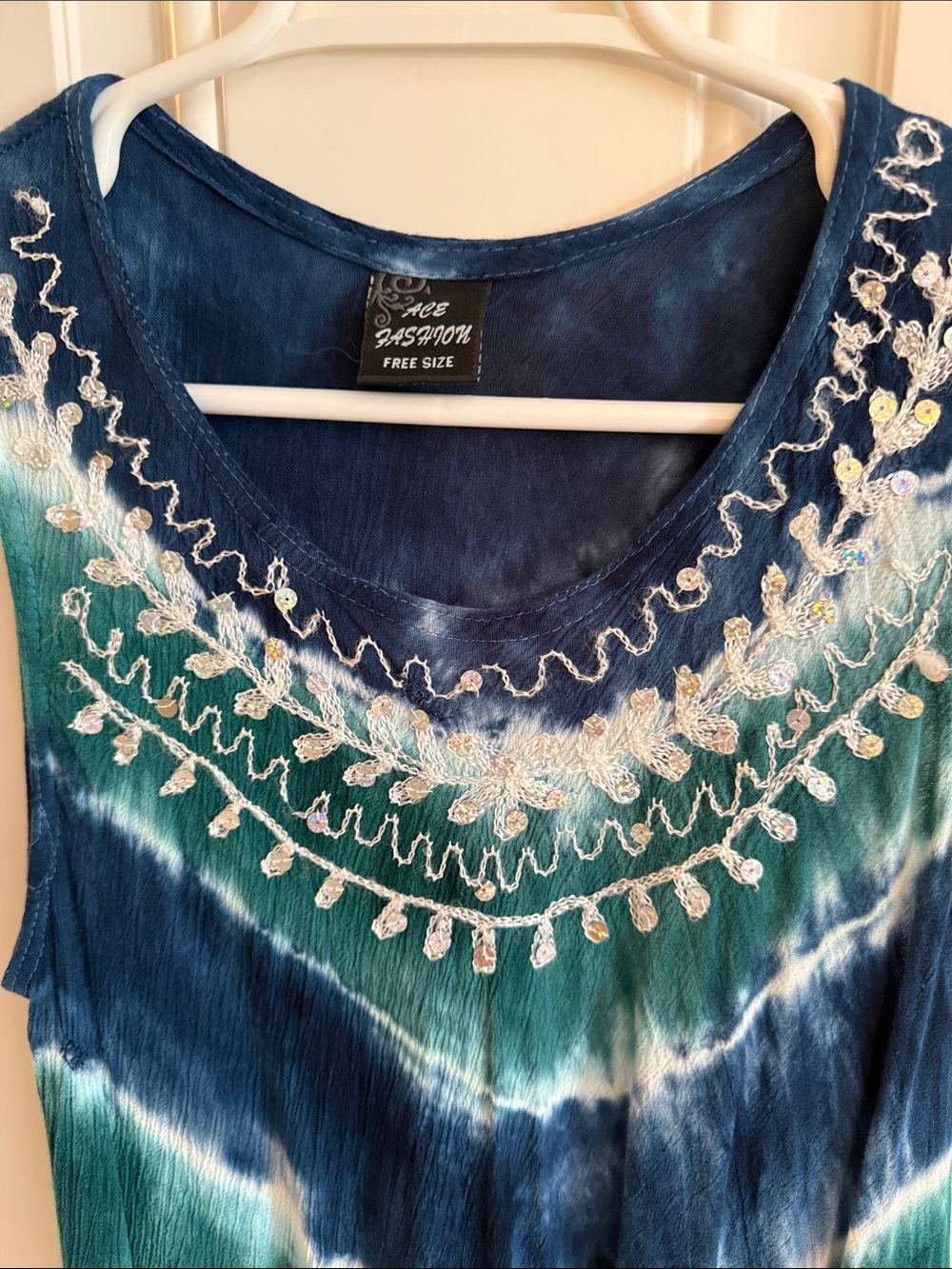 Tie-Dye Embellished Tank Top - Blue/Green - Picture 2 of 5